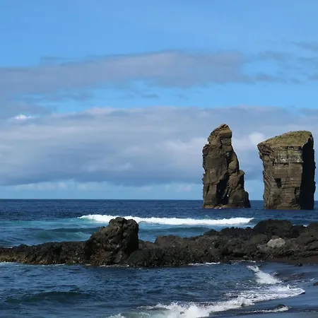 Apartment Paradise Gorgeous Views Location On Island!