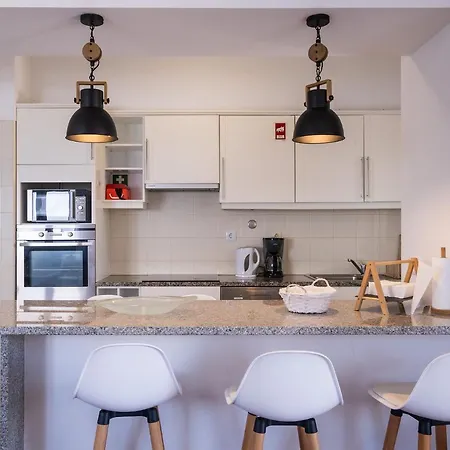 Paradise Gorgeous Views Location On Island! *